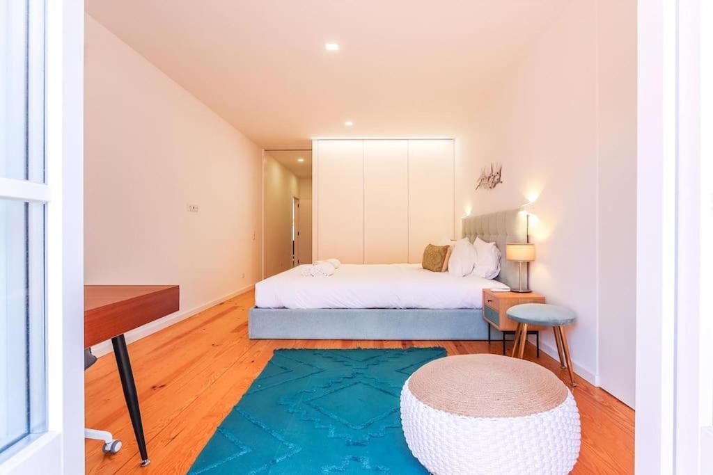Outstanding Santos Spacious 2 Bedroom W Ac Apartment Lissabon